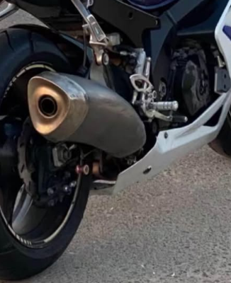 Gsxr1000 stock exhaust for sale