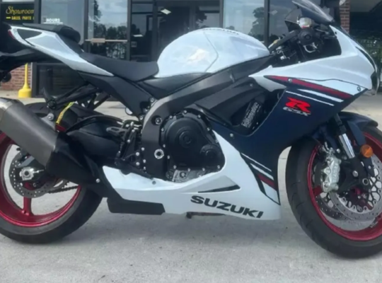 Suzuki GSXR 2019 in perfect condition for sale