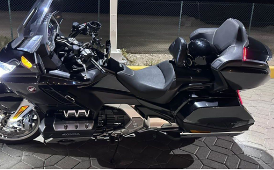 Honda Gold Wing Gcc in excellent condition for sa