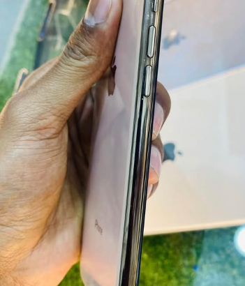 iPhone XS 64GB For Sale