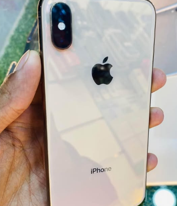iPhone XS 64GB For Sale