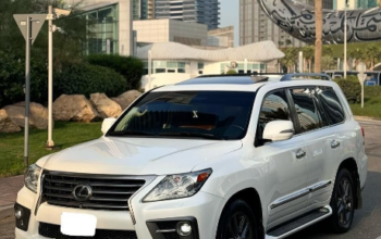 Lexus LX570 full option 2014 Gcc for sale