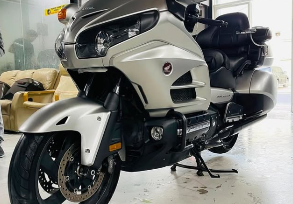 Honda Gold Wing Black Edition 2016 Imported for sa