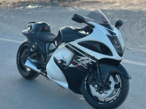 Suzuki Hayabusa 2011 in good condition for sale