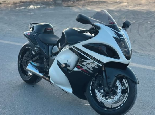 Suzuki Hayabusa 2011 in good condition for sale