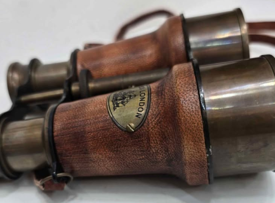 RARE VINTAGE BINOCULAR WITH 1 KM RANGE FOR SALE