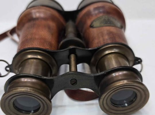 RARE VINTAGE BINOCULAR WITH 1 KM RANGE FOR SALE