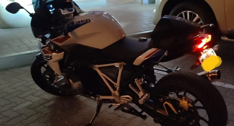 BMW R1250RS Motorcycle AGMC 2023 Gcc For Sale