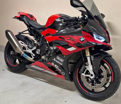 BMW S1000RR 2023 GCC Carbon Edition For Sale