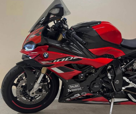 BMW S1000RR 2023 GCC Carbon Edition For Sale