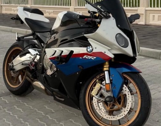 BMW S1000RR 2013 in good condition for sale