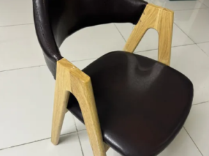 Chairs leather 6 unit for sale