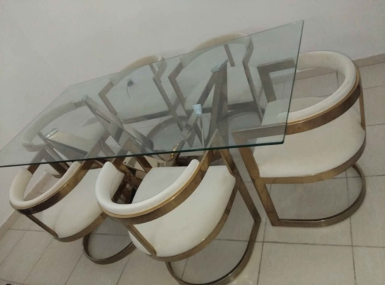 Dining table with 6 chairs for sale