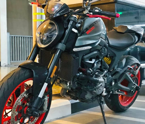Ducati Monster 937 2022 In excellent condition for