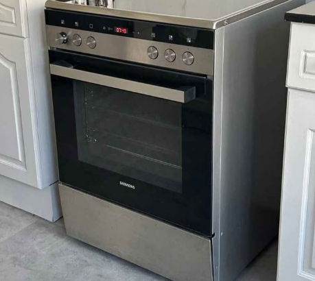 Siemens electric cooker 60cm for sale