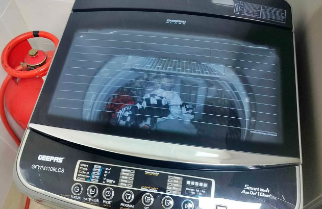 Geepas washing machine 10kg for sale