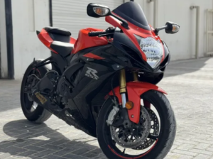 Suzuki GSXR750, 2022 in perfect condition for sal