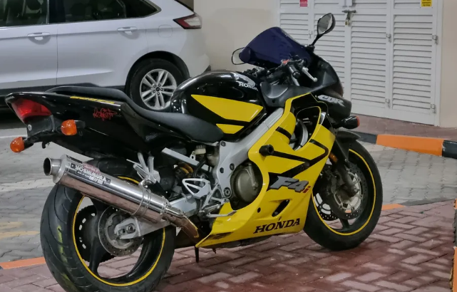 Honda CBR600F4i, 2007 in excellent condition for s
