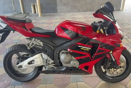 Honda CBR 600RR 2006 in good condition for sale