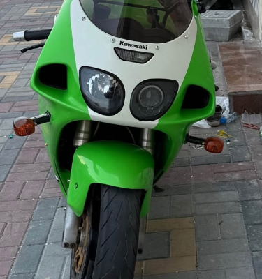 Kawasaki ninja ZX7R 2003 imported for sale