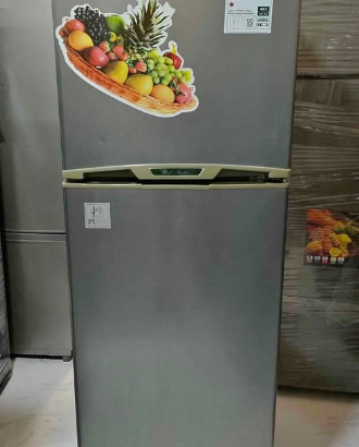 Lg Medium Size Fridge For Sale