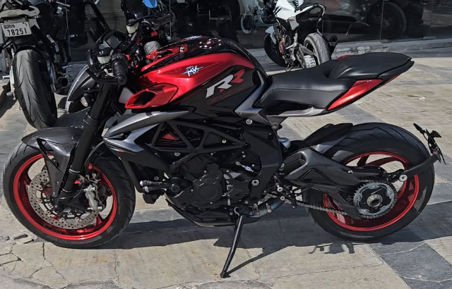 MV Agusta Brutale 800rr 2018 in good condition for