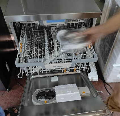 Miele new condition G7310 SC autodose dishwasher