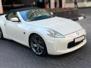 Nissan 370z GCC 2015 in perfect condition for sale