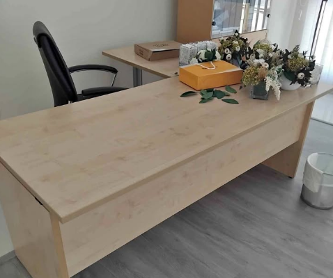 Office table for sale