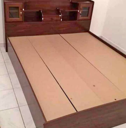 Queen size bed brand new for sale