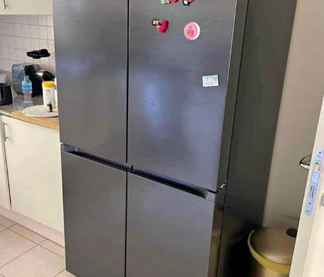 New model Samsung brand 4 door fridge and freezer