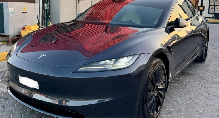 Tesla model 3 long range 2024 Gcc for sale