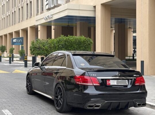 Mercedes E550 Japan imported 2010 for sale