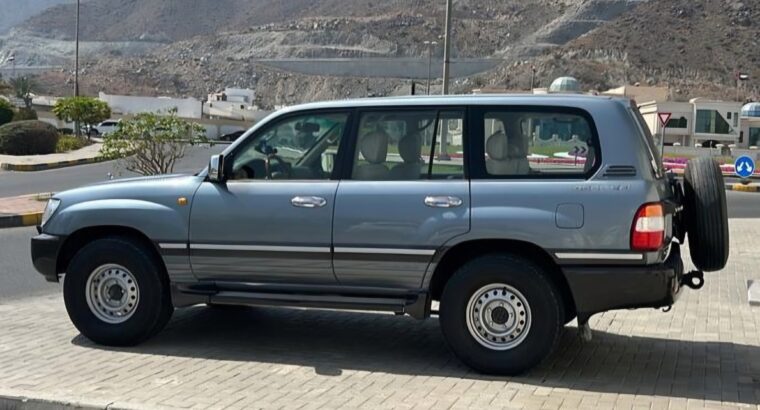 Toyota Land cruiser 2005 Gcc in good condition