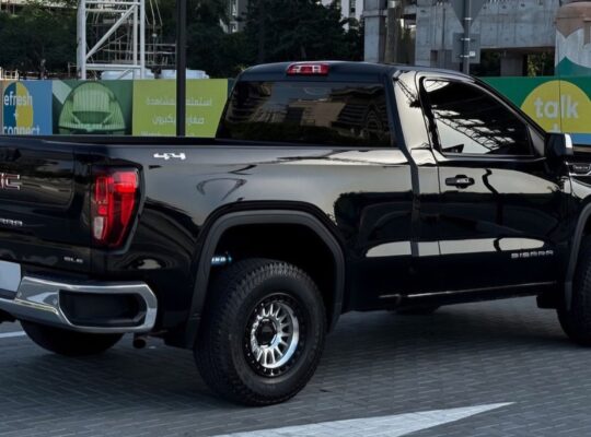 Gmc Sierra coupe SLE 2023 Gcc for sale