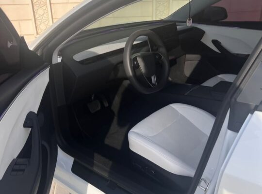 Tesla Model 3 long range 2024 Gcc for sale