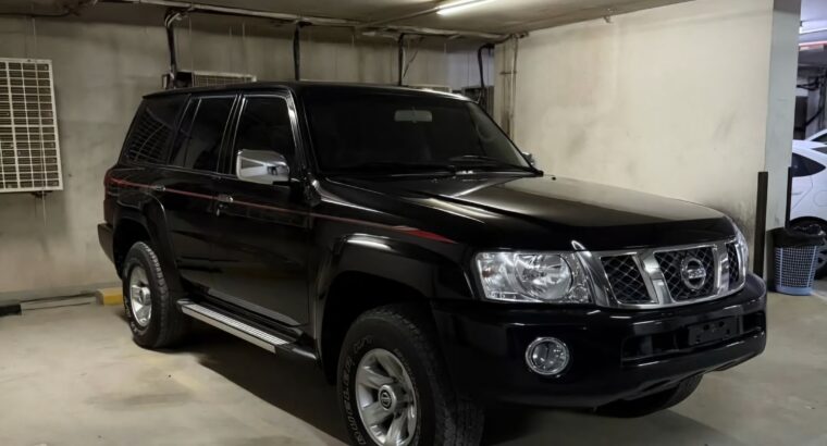Nissan patrol safari 2023 full option Gcc