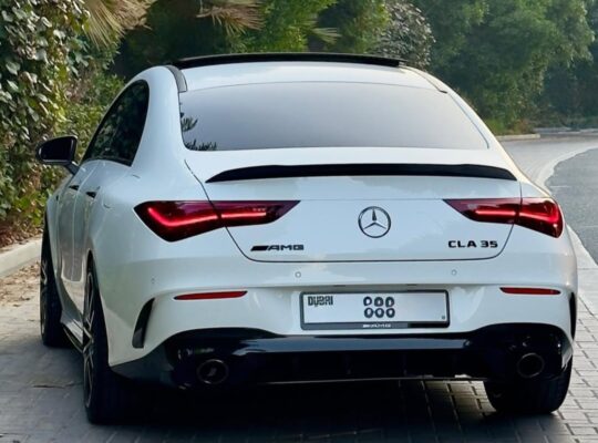 Mercedes CLA35 AMG full option 2023