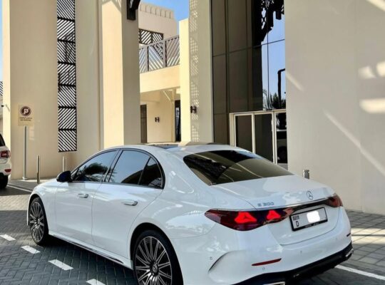 Mercedes E300 AMG 2024 Gcc for sale