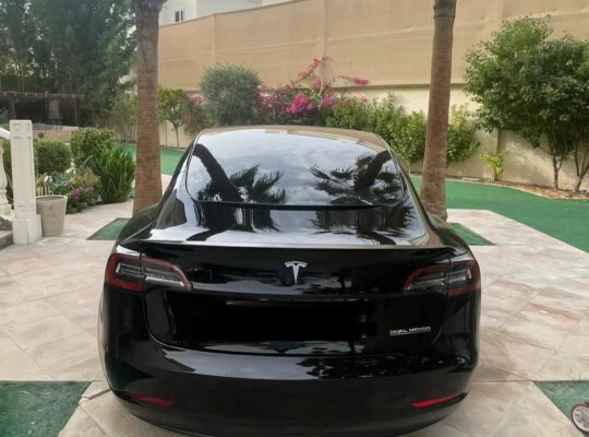 Tesla Model 3 performance 2021 Gcc for sale