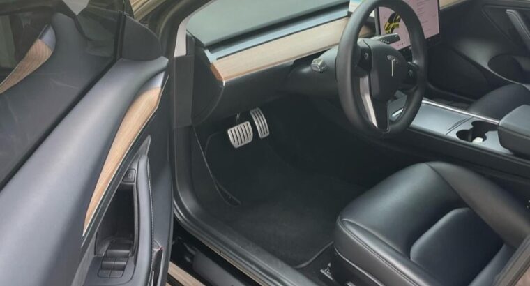 Tesla Model 3 performance 2021 Gcc for sale
