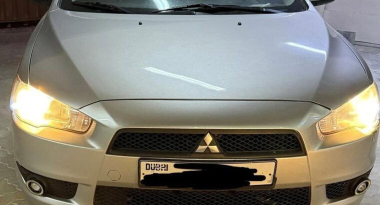 Mitsubishi Lancer 2014 mid option Gcc