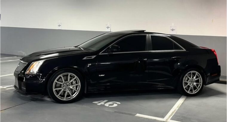 Cadillac CTv 2013 Gcc full option for sale