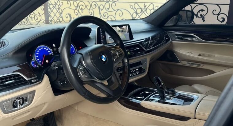 BMW 750Li full option 2016 Gcc for sale