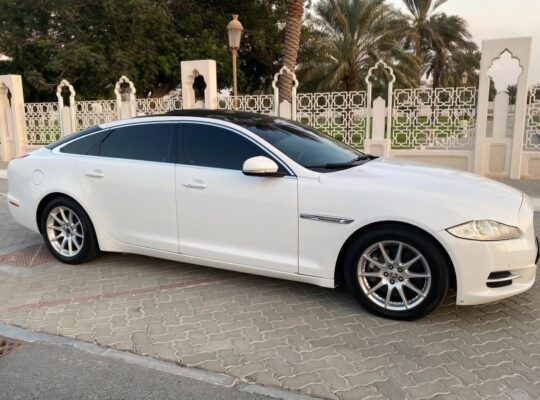 Jaguar XJL 2.0L Gcc 2013 for sale