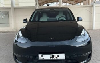Tesla model Y Long range 2023 Gcc for sale
