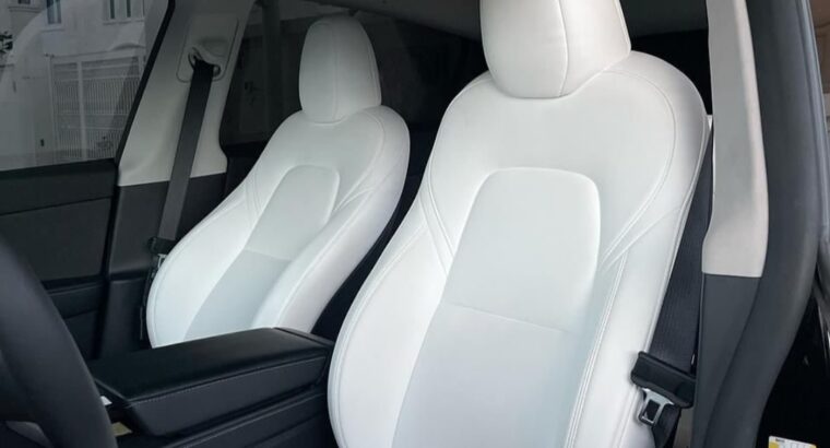 Tesla model Y Long range 2023 Gcc for sale