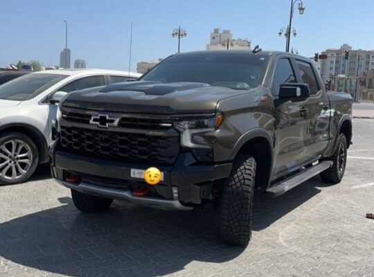 Chevrolet Silverado ZR2 full option 2023 Gcc