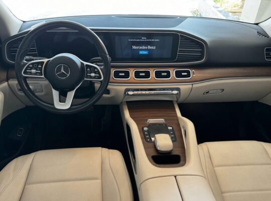 Mercedes GLE350 full option 2021 USA imported