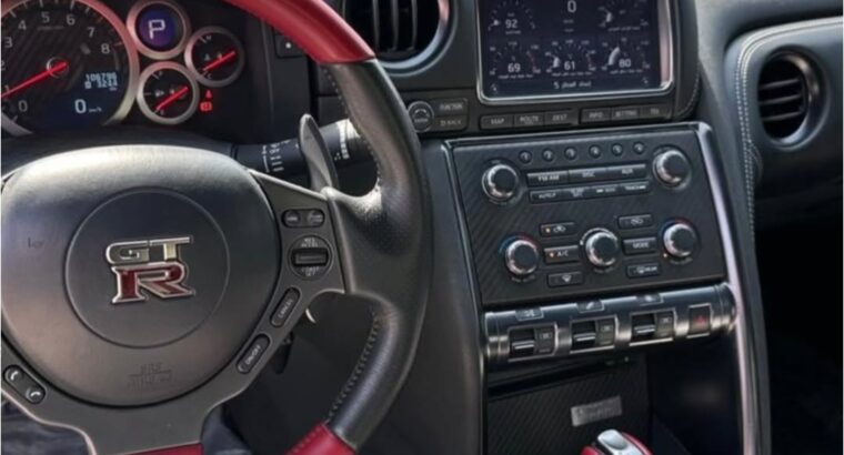 Nissan GTR 2016 Gcc fully loaded